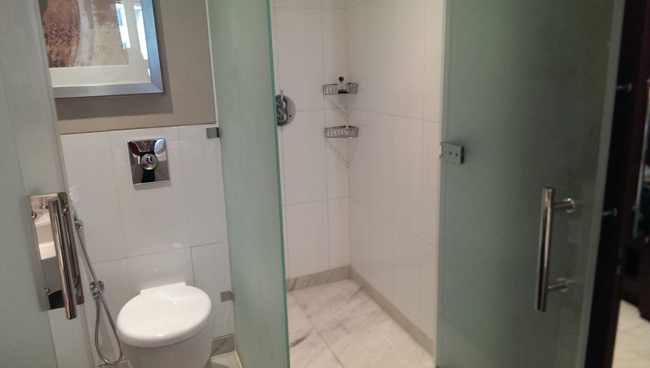 Toilette und Dusche Sofitel Dubai Jumeirah Beach