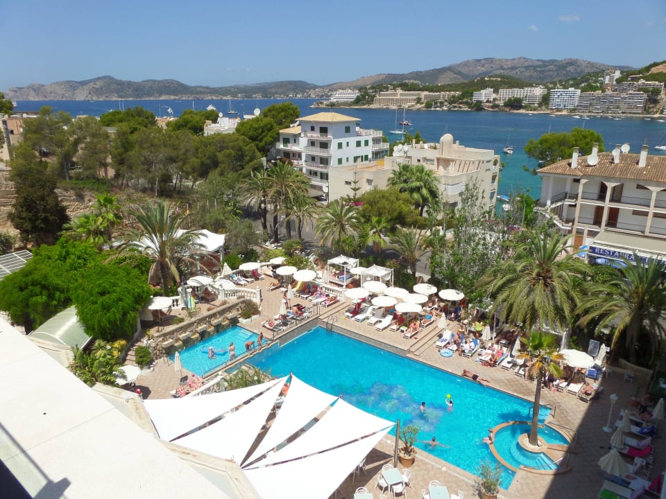 Pool von der Dachterrasse Hotel Bahia del Sol