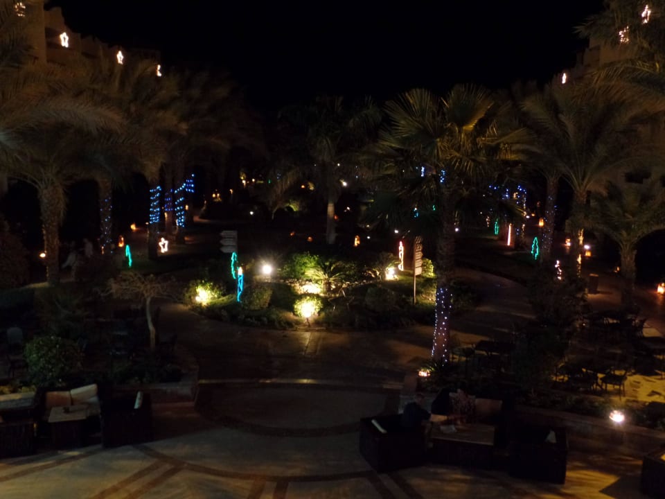Mit Weihnachtsdeko Amwaj Beach Club Abu Soma Resort