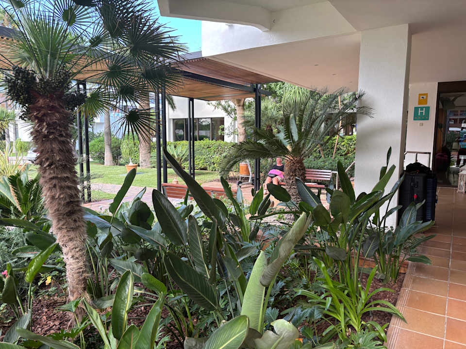 Außenansicht allsun Hotel Borneo - Adults only