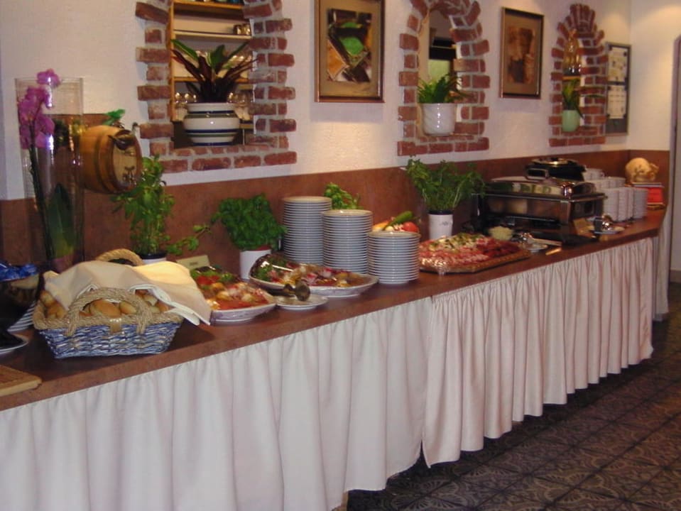 Hier nur ein Teil von Abendessen Garni Hotel - Das Alpin Kaiserzeit