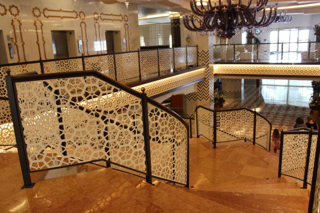 Lobby Royal Taj Mahal Hotel