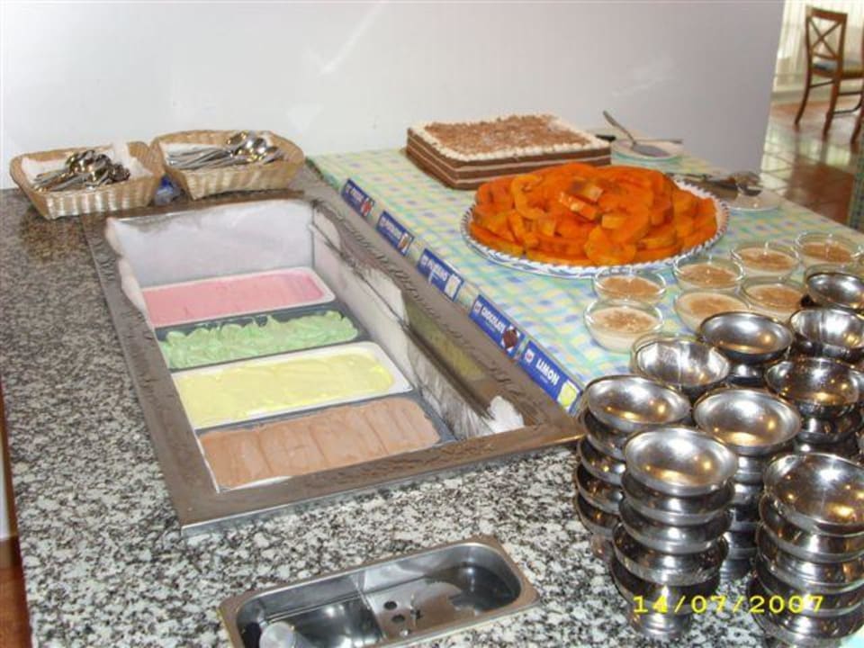 Nachtisch/ Eis / Obst / Kuchen LABRANDA Bahía y Villas Fañabé