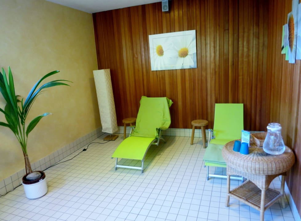 Ruheraum im Saunabereich Berghotel Hoher Knochen