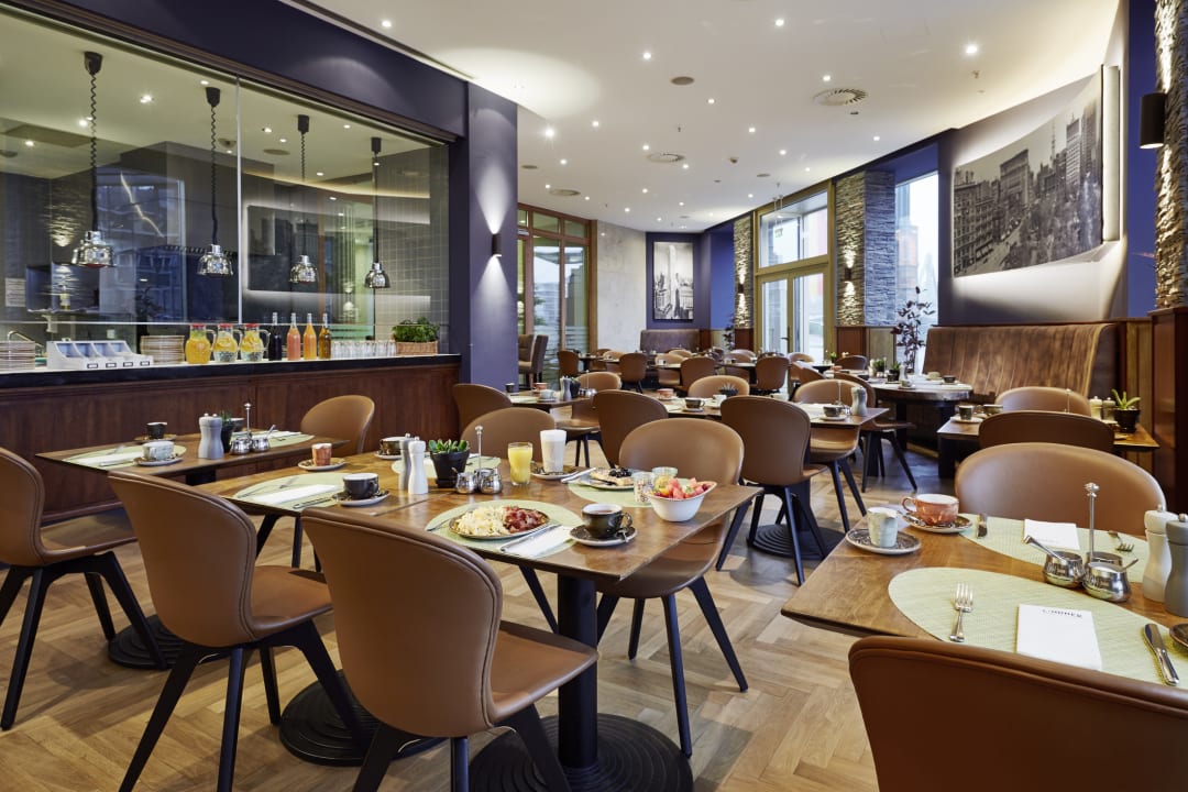 Gastro Lindner Hotel Frankfurt Main Plaza, part of JdV by Hyatt