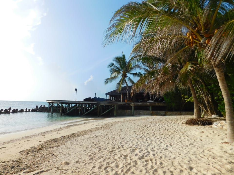 Strand Kuredu Island Resort & Spa