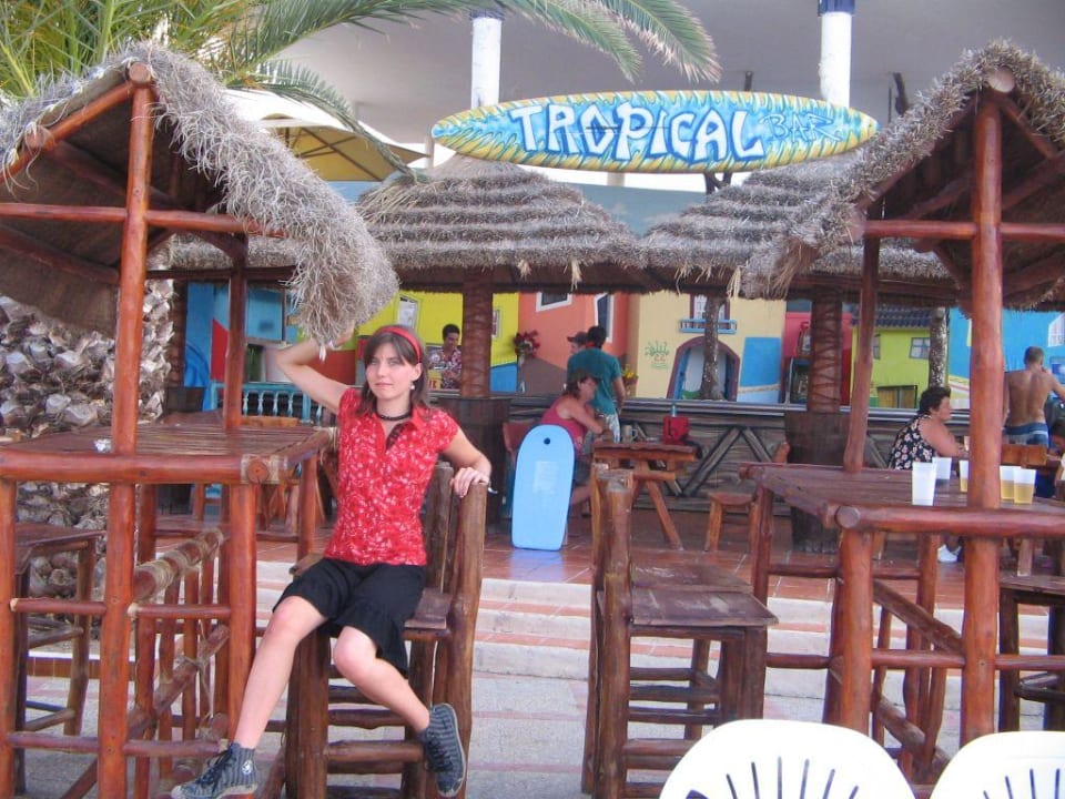 Tropical Bar Eden Club