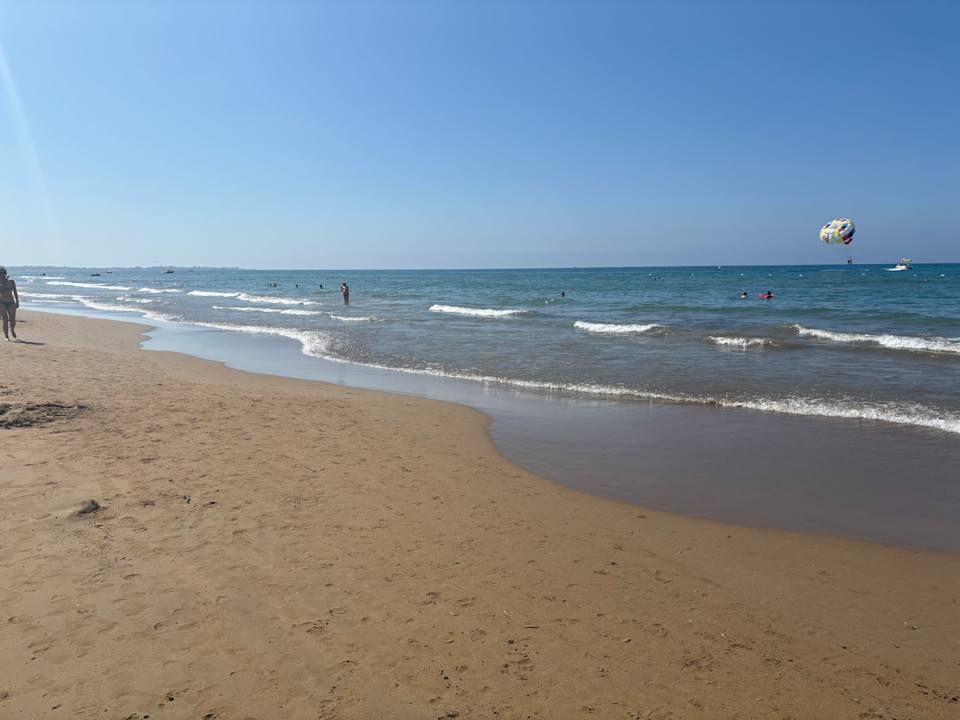 Strand Dream Fun World