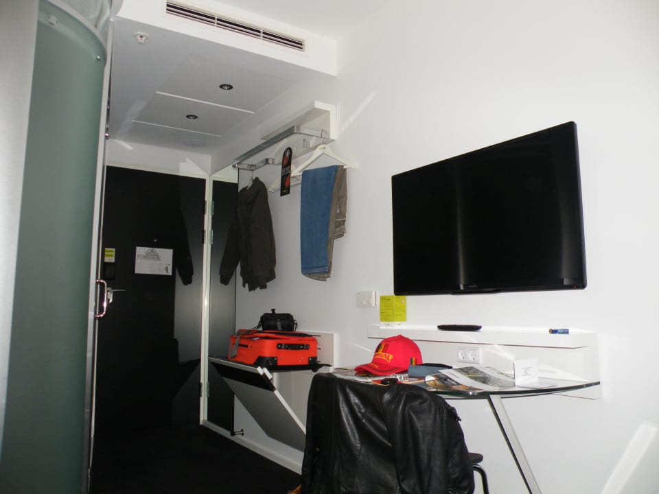 Der Flachbildfernseher  Hotel Wakeup Copenhagen Borgergade