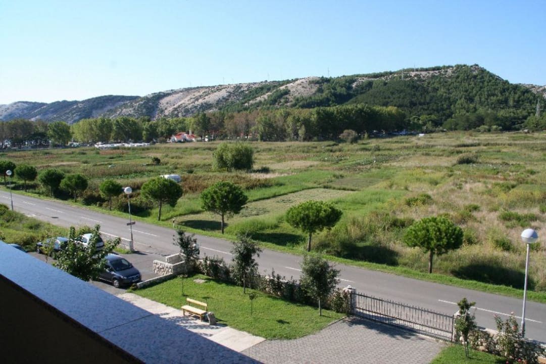 Blick zum Strand Hotel Epario