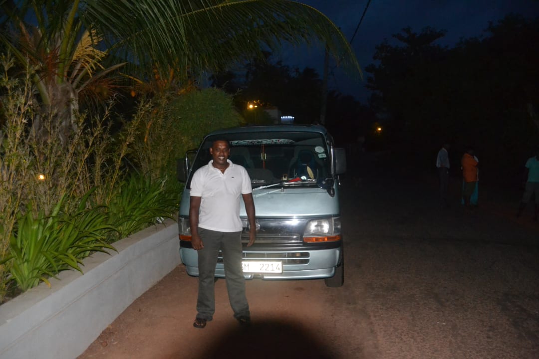 Unser Fahrer Emmanual Club Hotel Dolphin