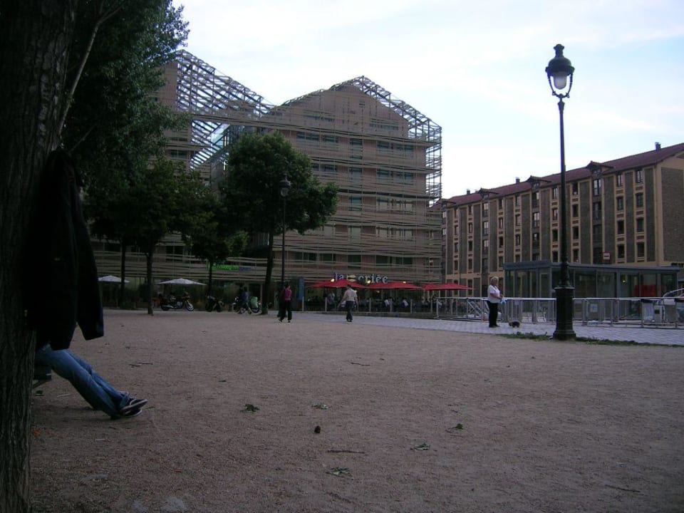 Hotel am Kanal Holiday Inn Express Paris Canal de la Villette