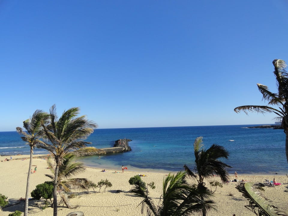 Strand vorm Hotel Paradisus by Meliá Salinas Lanzarote