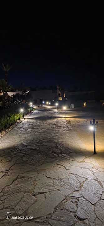 Gartenanlage Serry Beach Resort