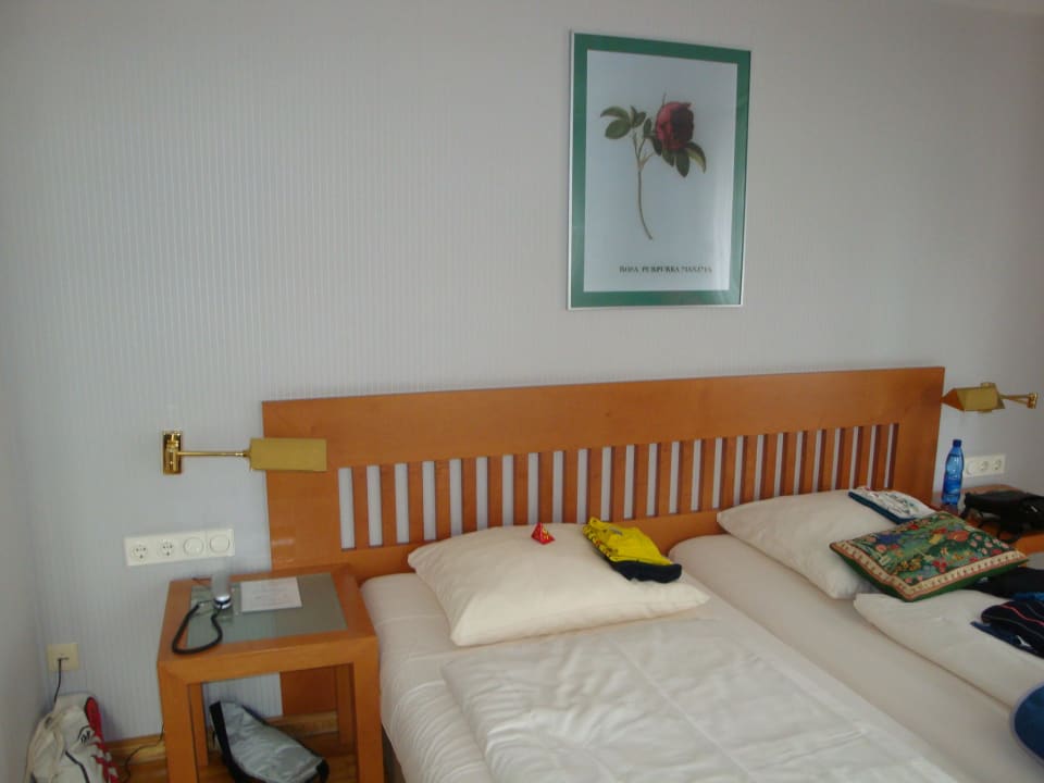 Geräumiges Zimmer in der Remiese Schlosshotel Bad Wilhelmshöhe Conference & Spa