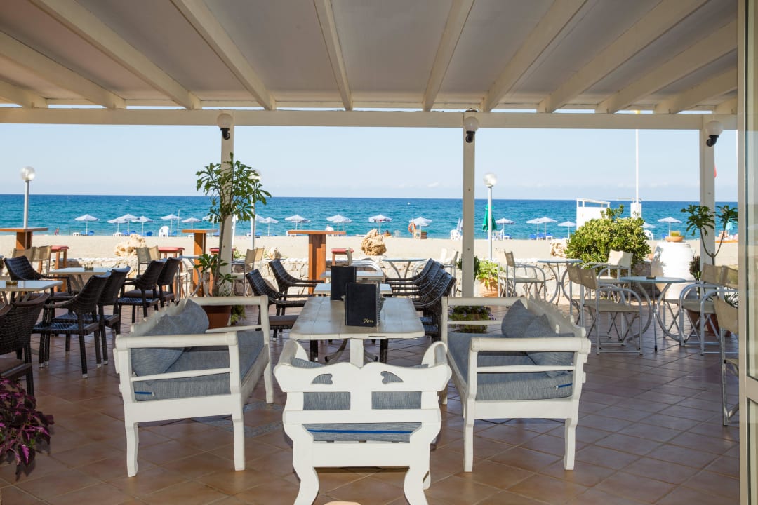Snackbar Hotel Kathrin Beach