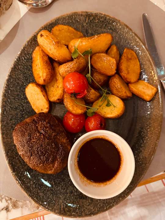 Gastro Hilton Rijeka Costabella Beach Resort And Spa