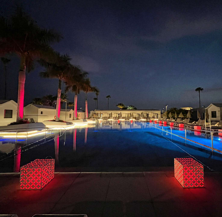 Pool Club Maspalomas Suites & SPA