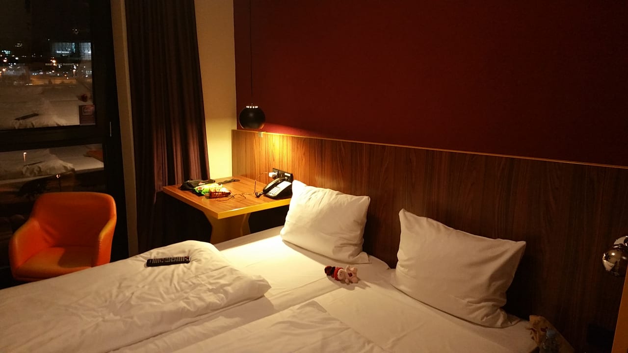 Zimmer MEININGER Hotel Frankfurt/Main Airport