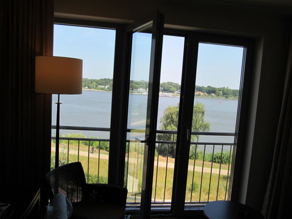 Elbblick elaya hotel hamburg finkenwerder