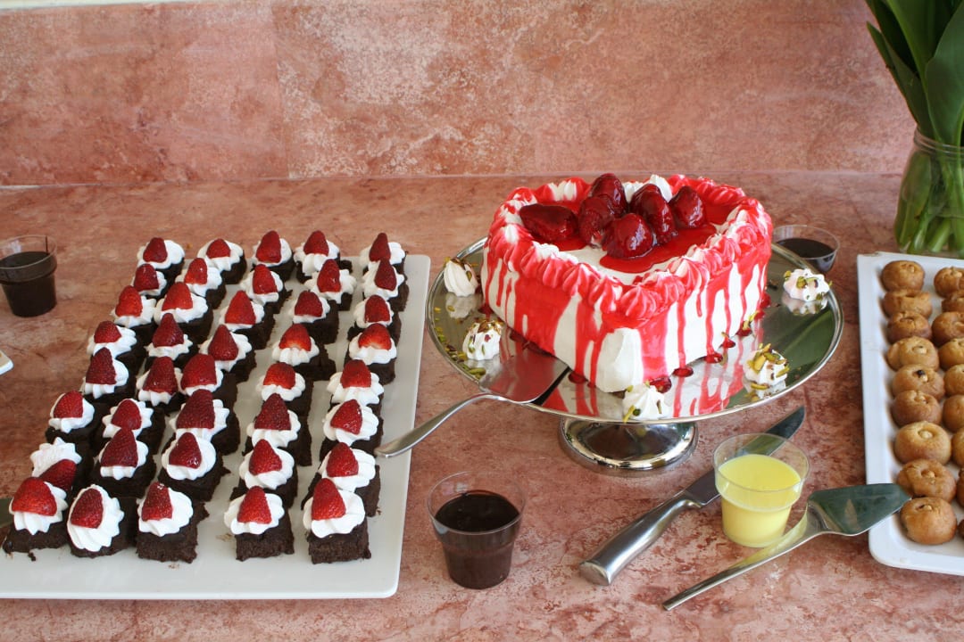 Erdbeerherztorte Club Resort Atlantis