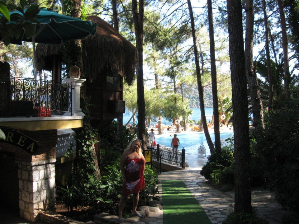 Территория отеля Grand Yazici Club Marmaris Palace