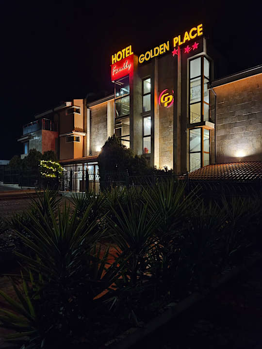 Außenansicht Hotel Golden Place