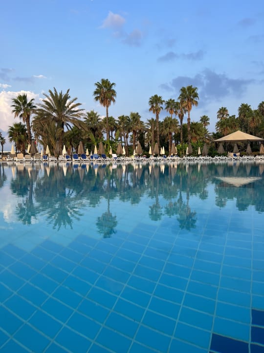 Pool Adora Hotel & Resort