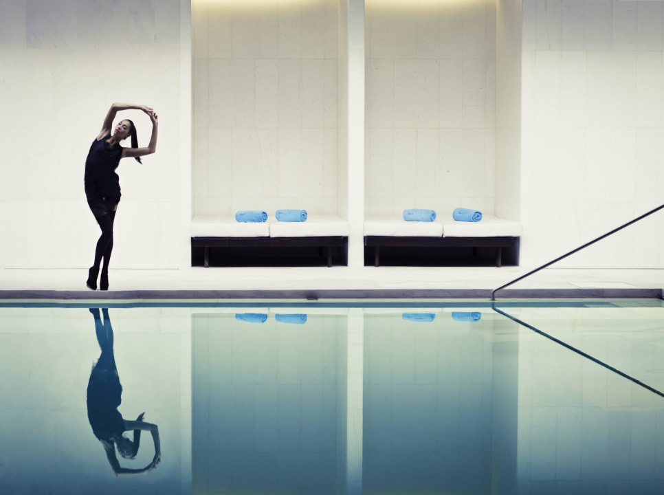 Spa treatment pool Tróia Design Hotel