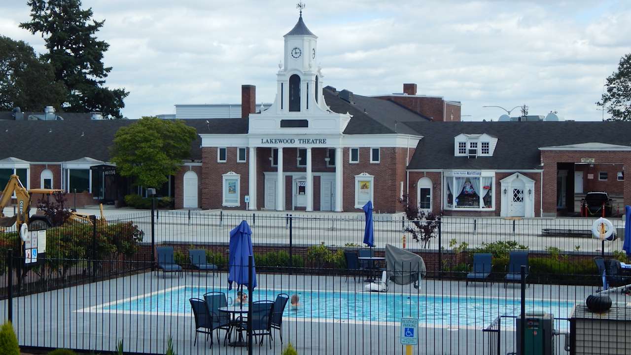 Pool Best Western Hotel Lakewood Motor Inn
