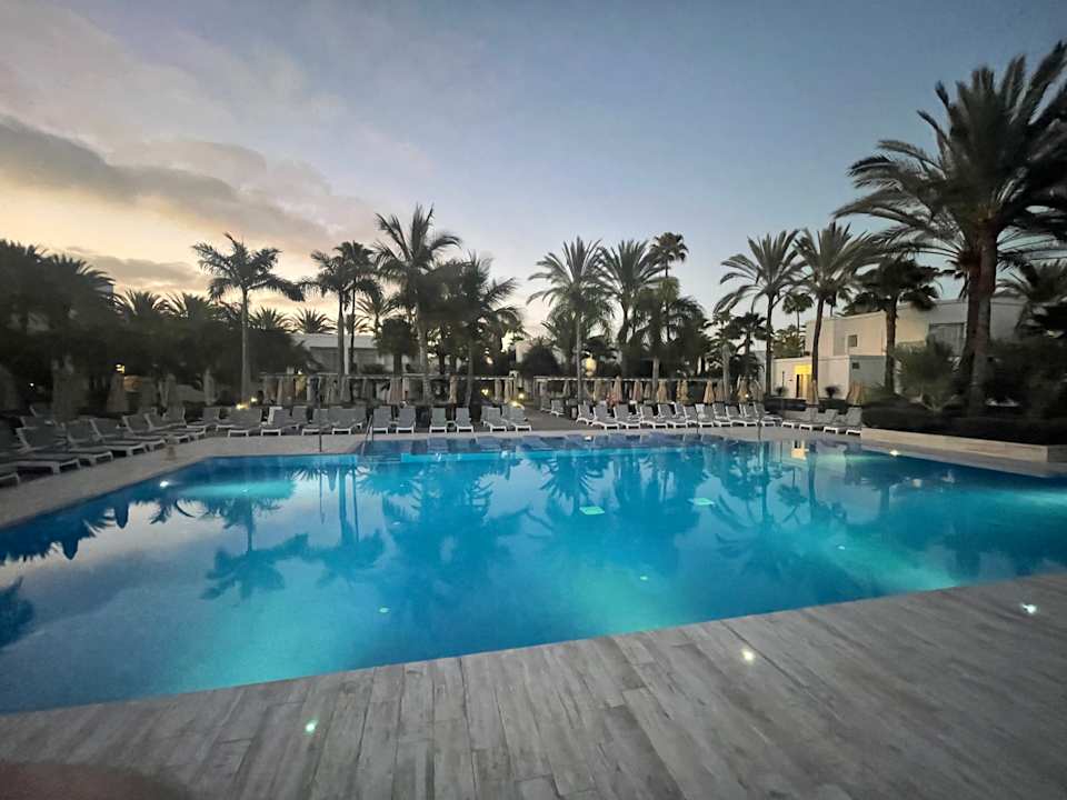 Pool Hotel Riu Palace Meloneras