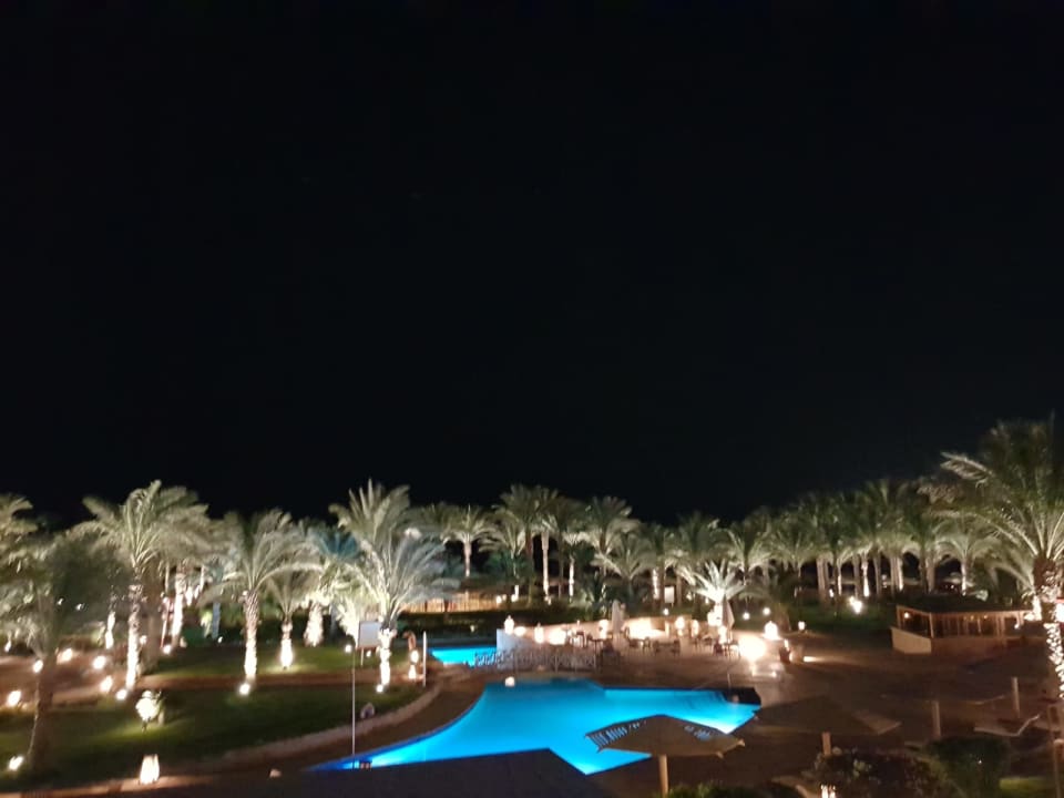 Pool Fort Arabesque Resort, Spa & Villas