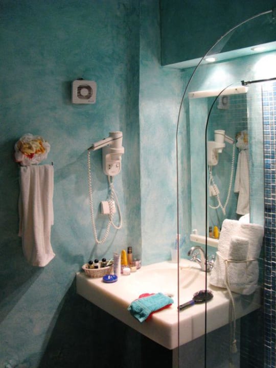 Bath room Homeric Poems Hotel Homeric Poems