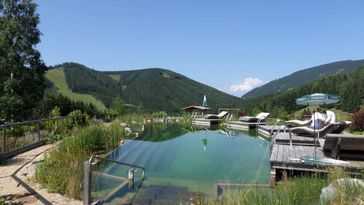 Teich und Aussicht...ein Traum! Almwellness Hotel Pierer
