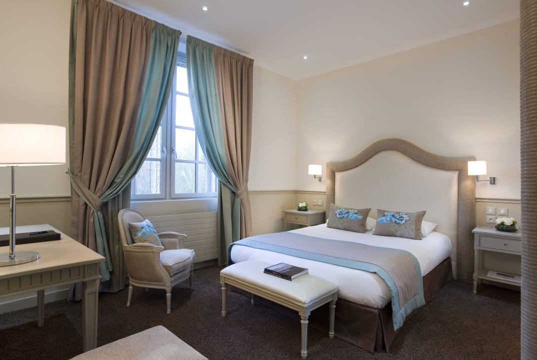 Zimmer Hotel Chateau de Montvillargenne