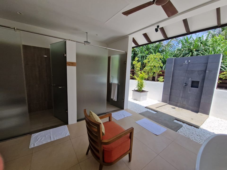 Zimmer ROBINSON NOONU