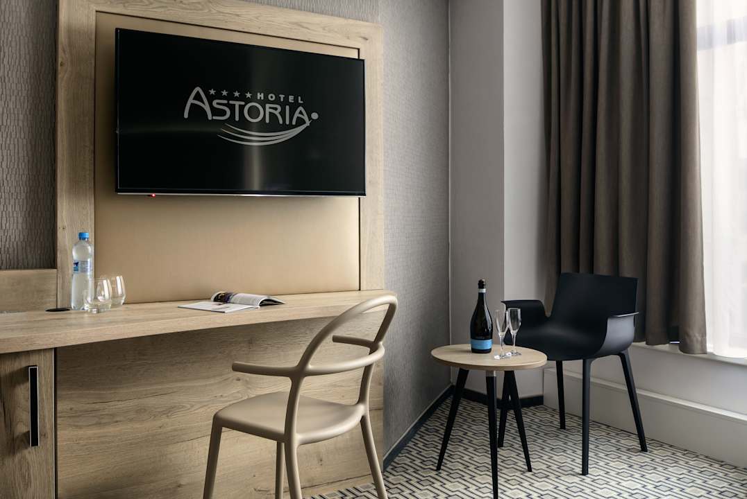 Zimmer Hotel Astoria
