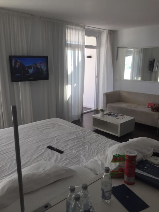 Sehr großes und neues Zimmer (Juniorsuite) Iberostar Waves Bahia de Palma