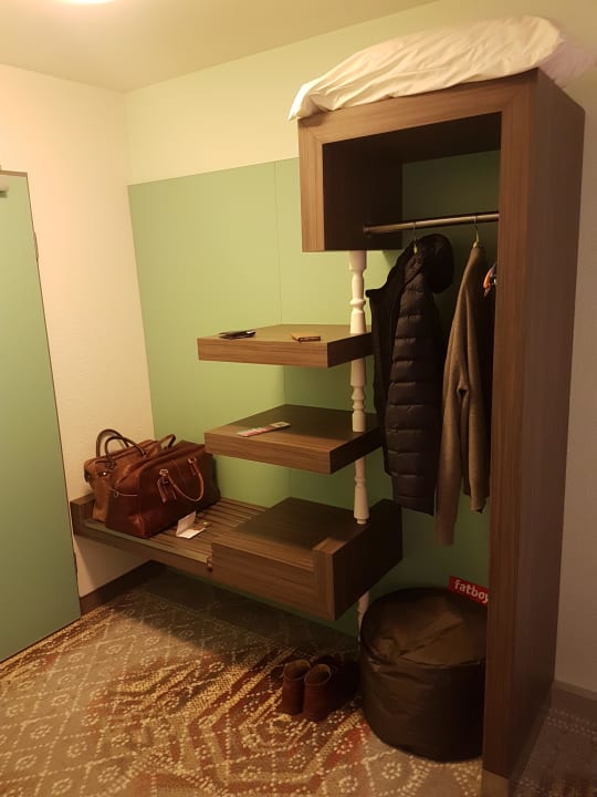 Garderobe  ibis Styles Hotel Speyer