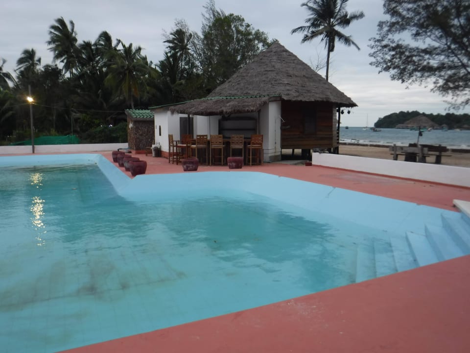 Ehemaliger Pool Palm Beach Bungalow Resort