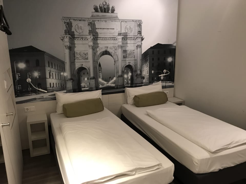 Zimmer Super 8 by Wyndham Munich City West