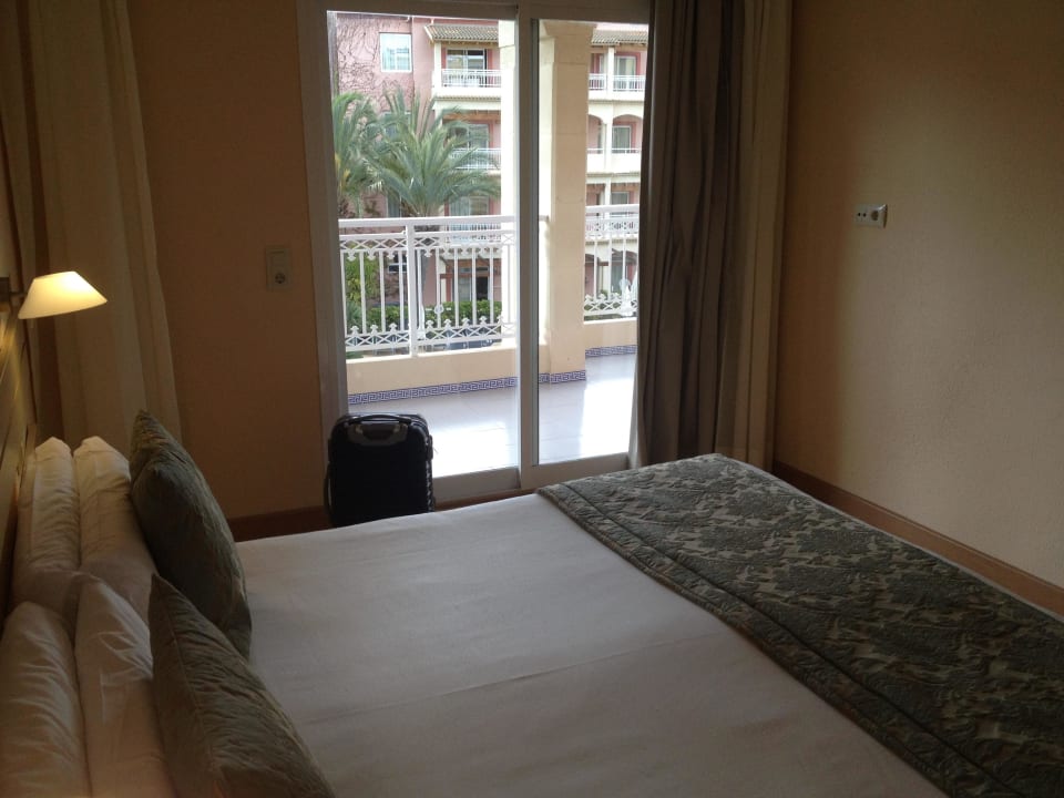 Schlafzimmer o. viel Extras Zafiro Bahia