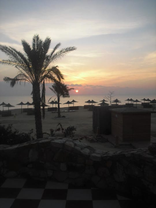 Sonnenaufgang Wadi Lahmy Azur Resort