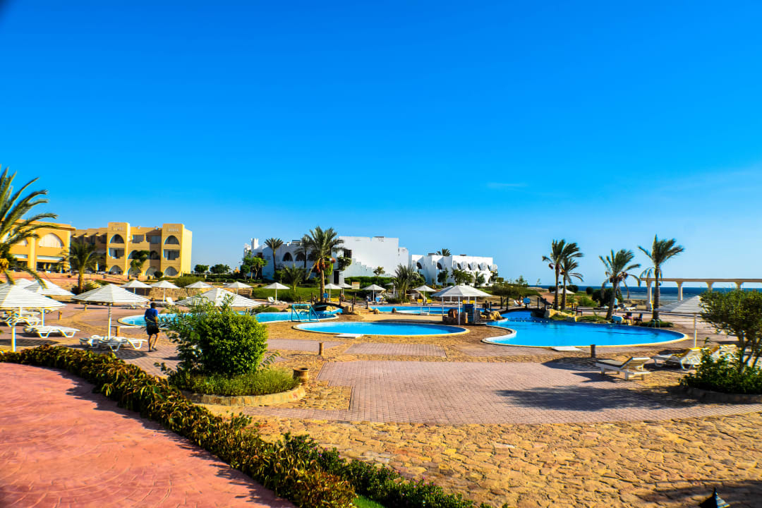 Pool Three Corners Equinox Beach Resort
