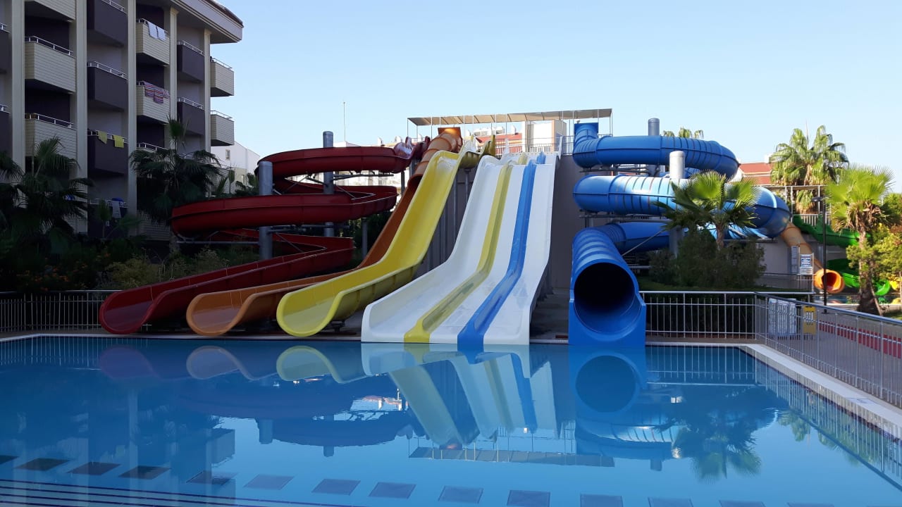  Große Rutschen Hane Family Resort