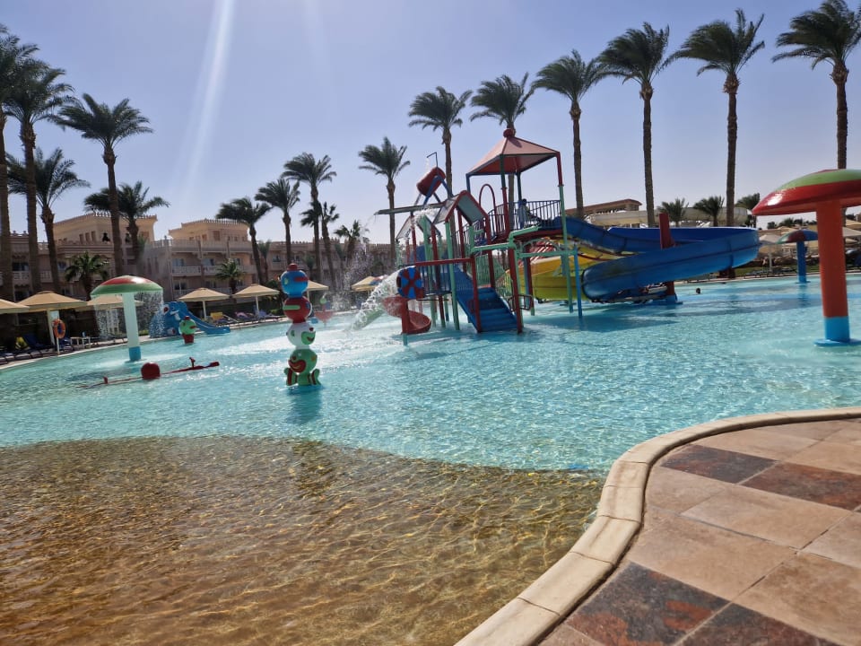 Pool Beach Albatros Resort