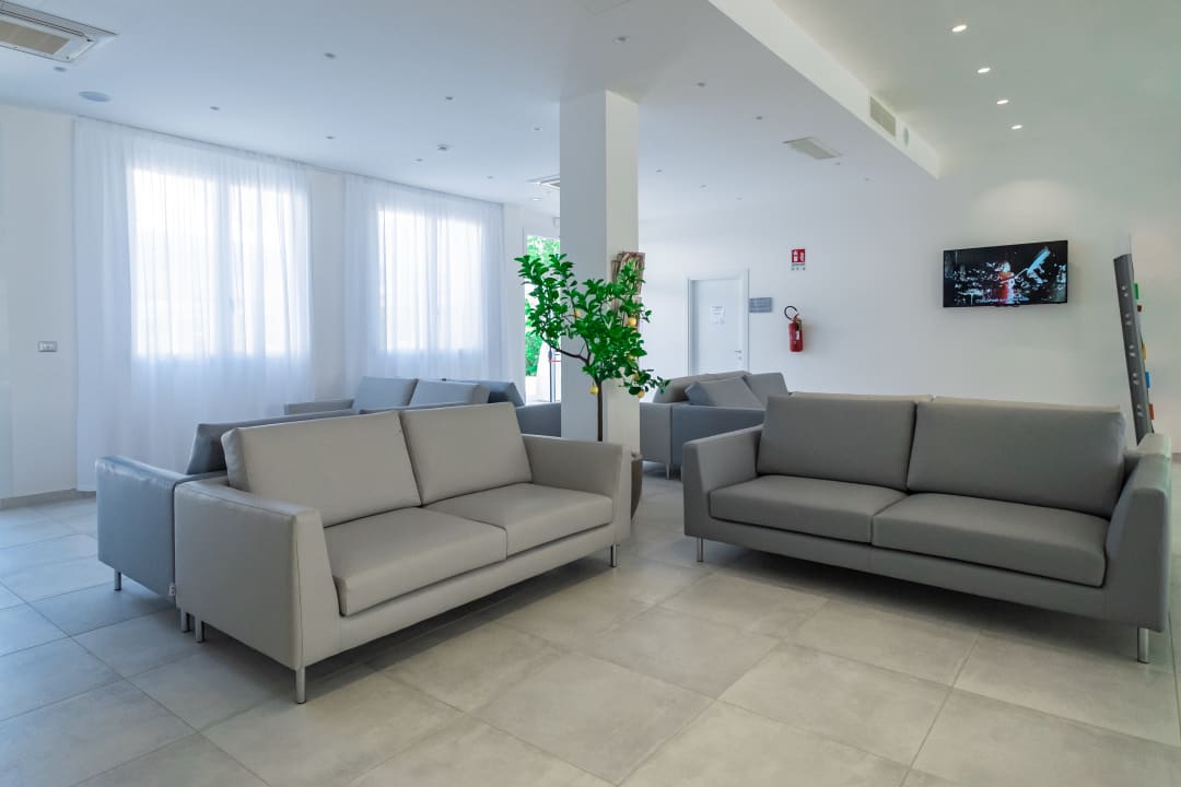 Lobby Color Green Village Cesenatico