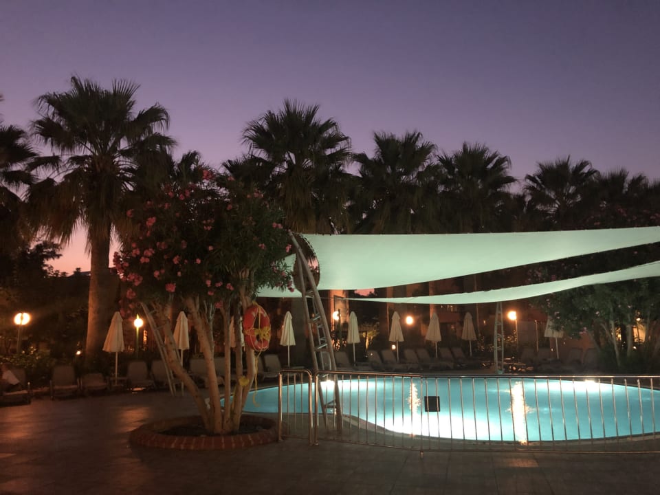 Pool VONRESORT Golden Beach