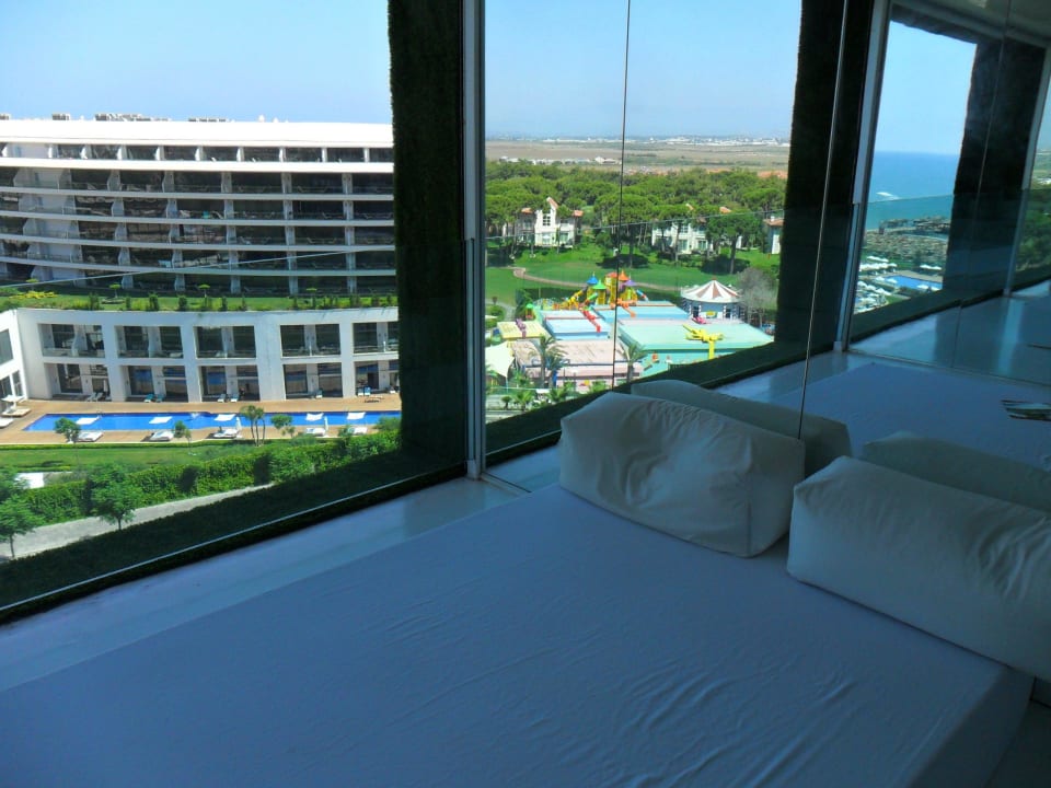 Auf dem Balkon Adam & Eve - Adults only