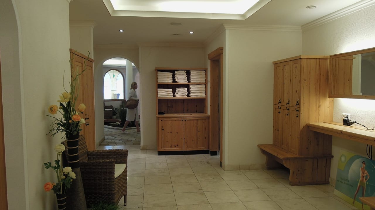 Föhnstation und Wertsachenschränke Vitalhotel Edelweiss